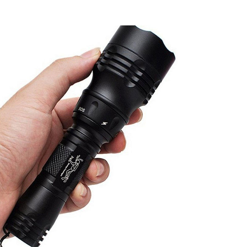Lampe de plongée portable 10W  - Fish Finder Charger avis et prix